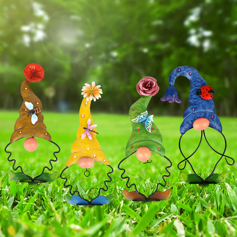 🔥Gnome Set of 4 Yard Stakes