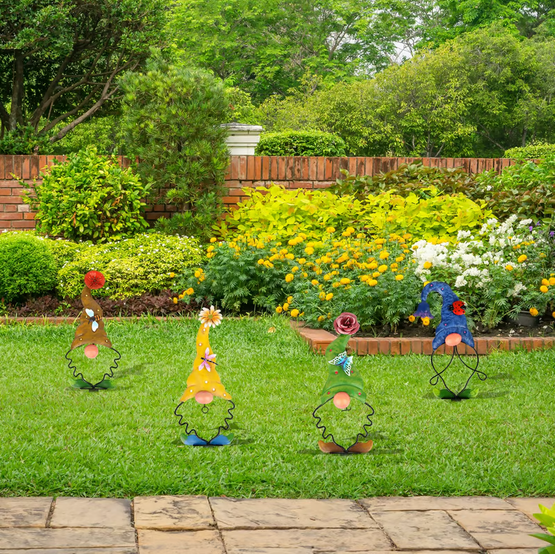 🔥Gnome Set of 4 Yard Stakes